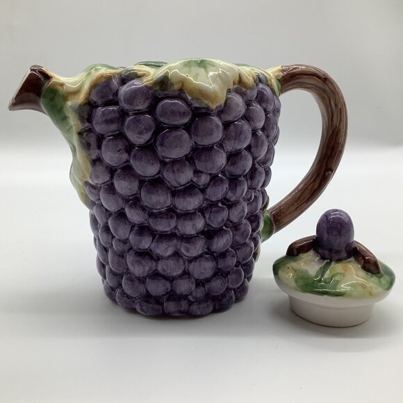 Majolica Vintage Grape Designed Pitcher, Made in Portugal Collectible Serveware - Picture 7 of 12
